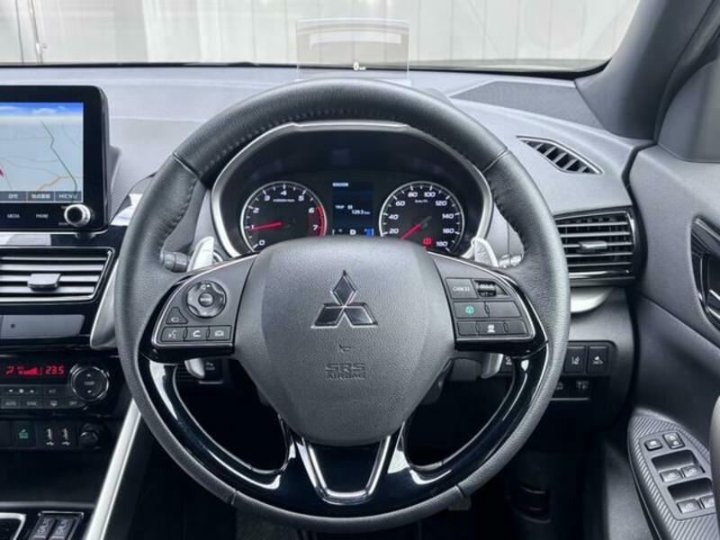 ECLIPSE CROSS