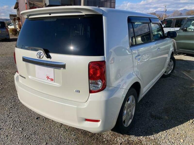 COROLLA RUMION