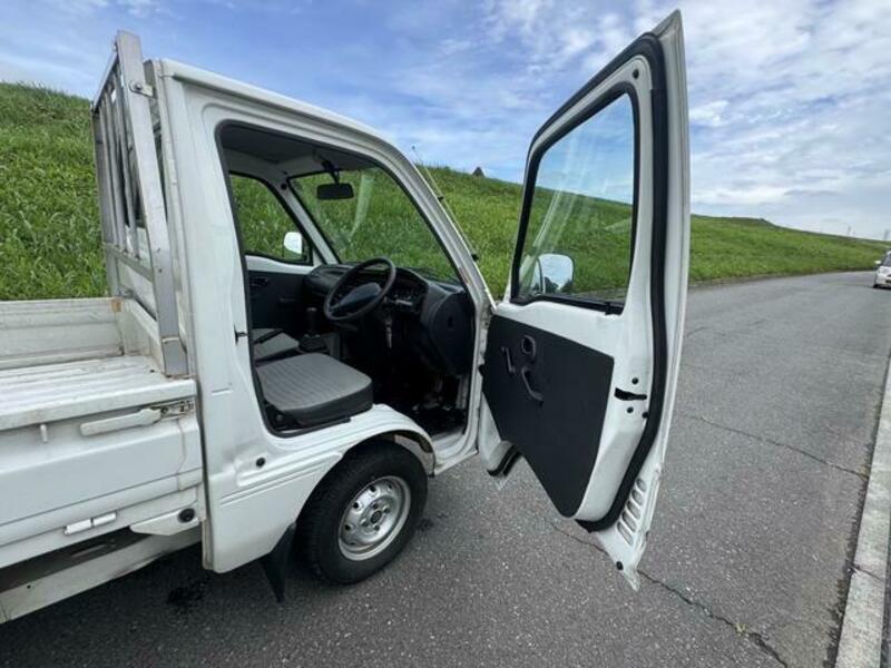 CARRY TRUCK