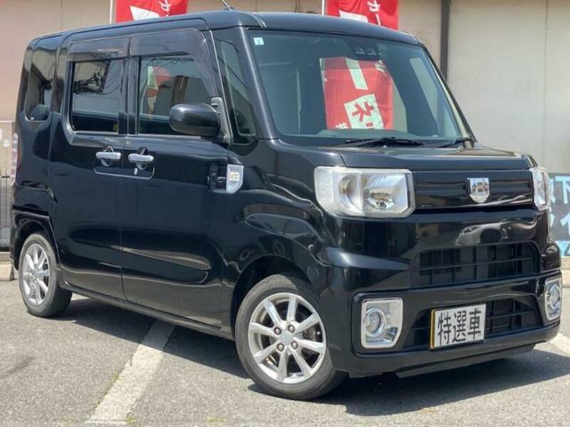 DAIHATSU WAKE