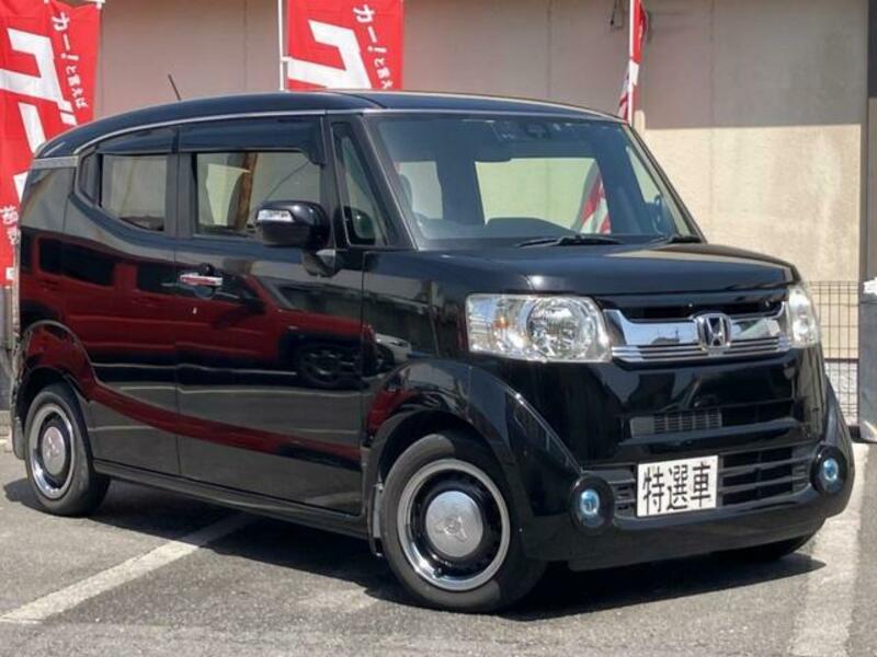 HONDA N BOX SLASH