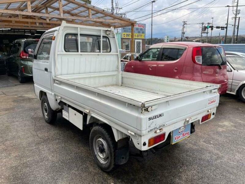 CARRY TRUCK