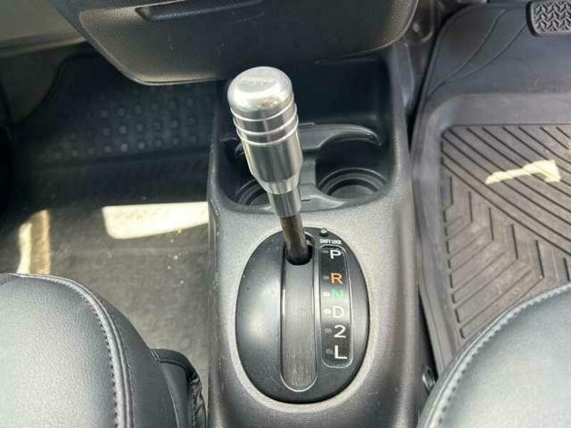 SUCCEED VAN