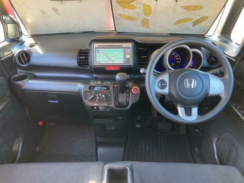 N BOX CUSTOM