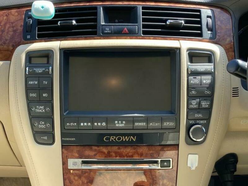 CROWN
