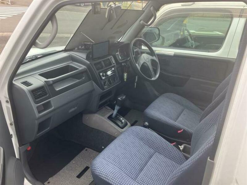 PAJERO MINI