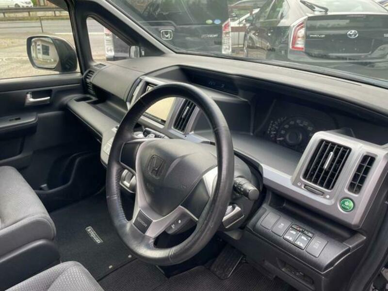 STEPWAGON SPADA