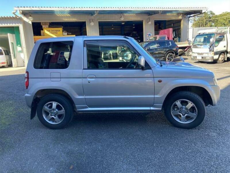 PAJERO MINI