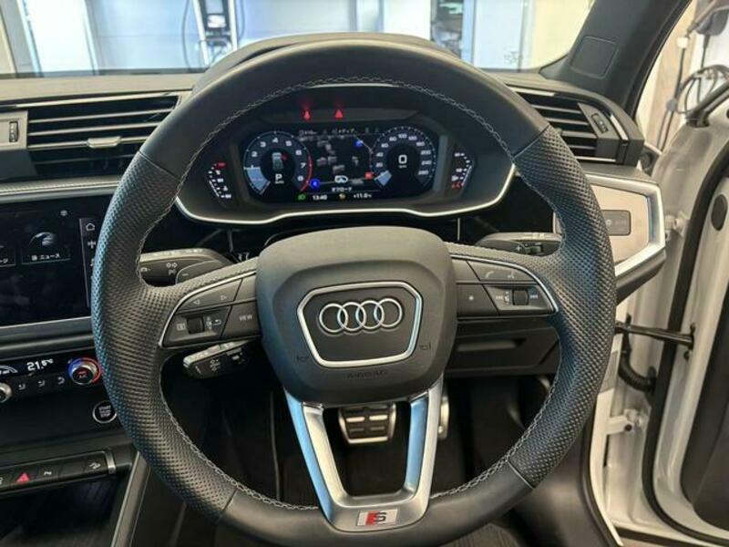 Q3