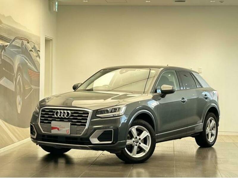 AUDI Q2