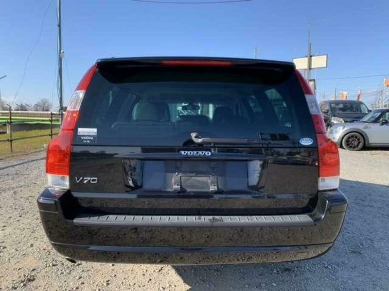 V70