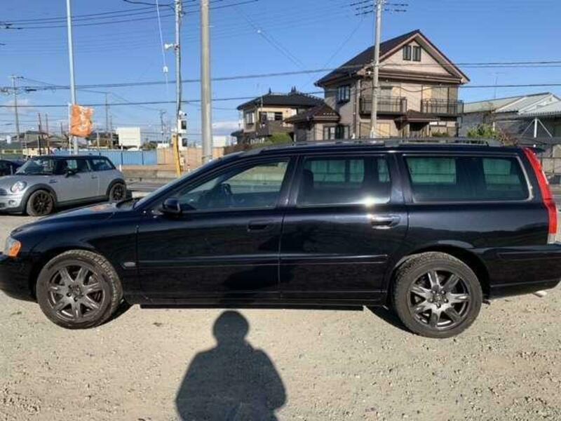 V70