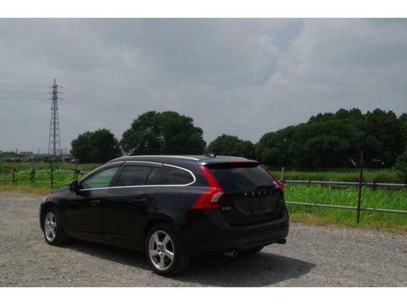 V60