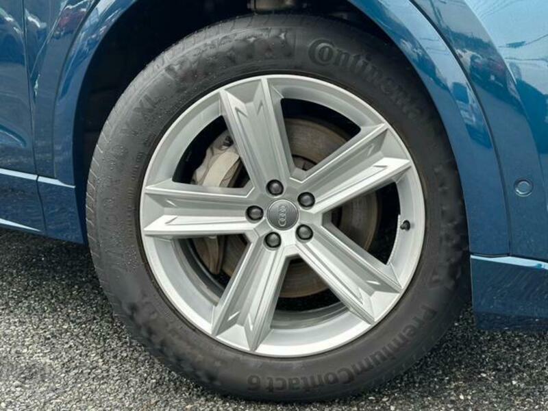 Q8