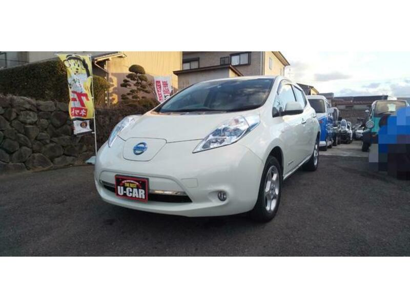 NISSAN LEAF