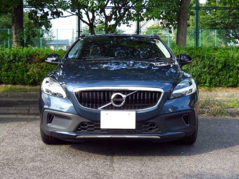 V40