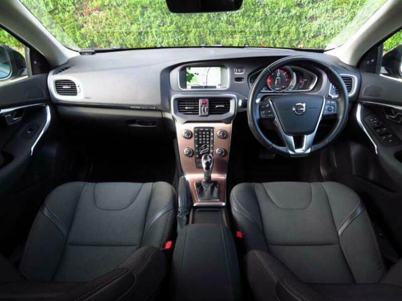 V40
