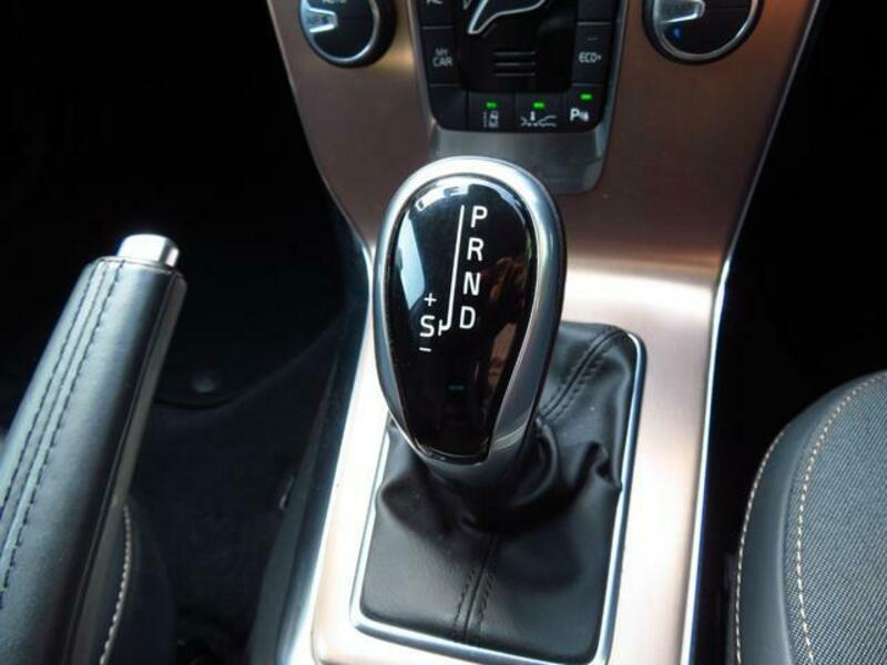V40