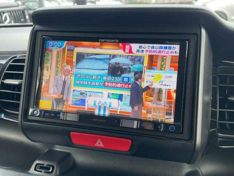 N BOX