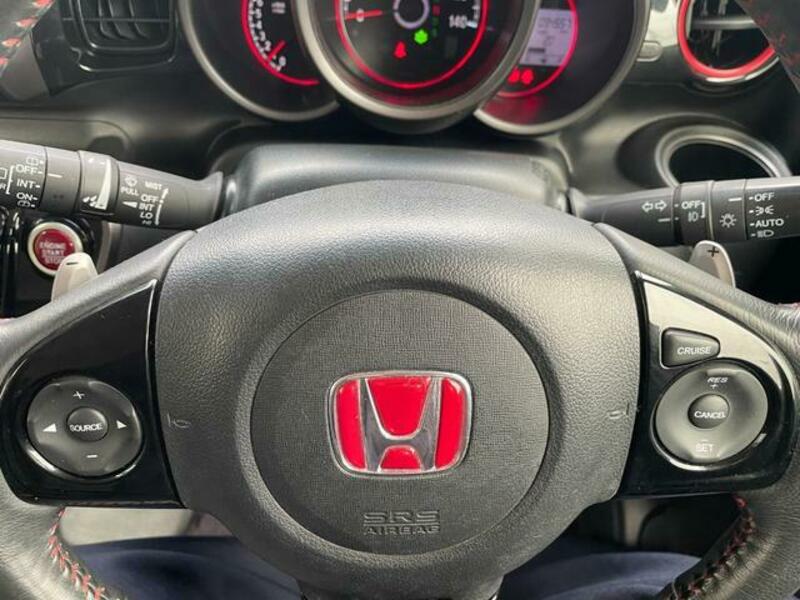 N BOX