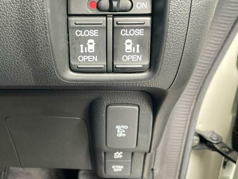 N BOX