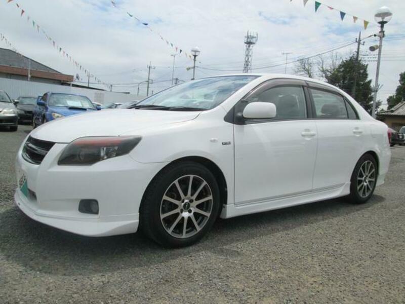 COROLLA AXIO