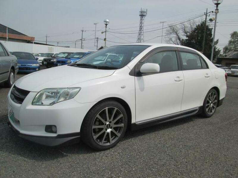 COROLLA AXIO