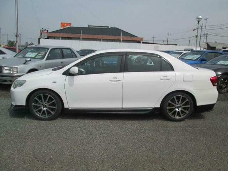 COROLLA AXIO