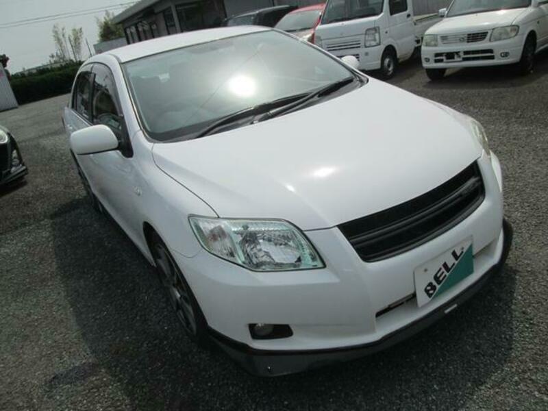 COROLLA AXIO