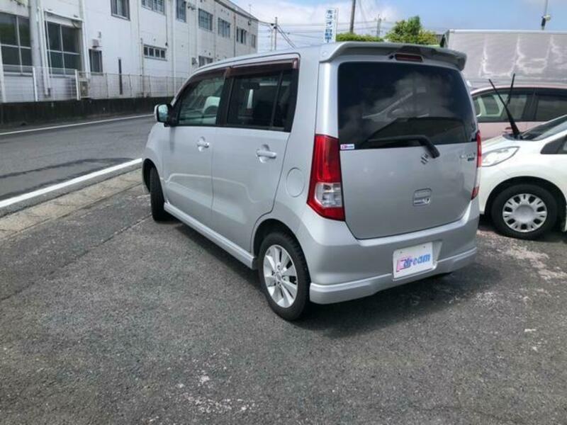 WAGON R