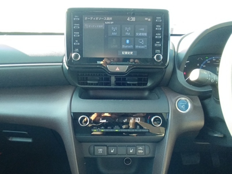 YARIS CROSS
