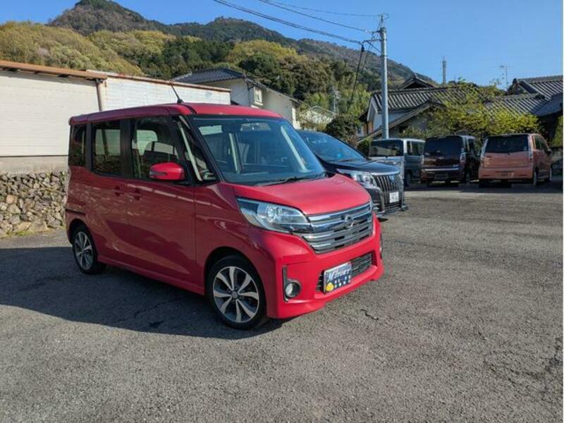 NISSAN DAYZ ROOX