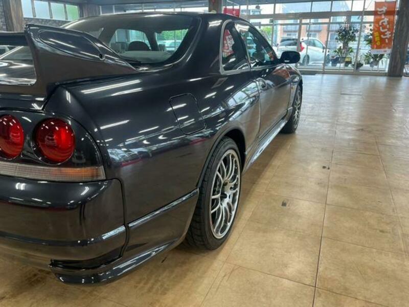SKYLINE