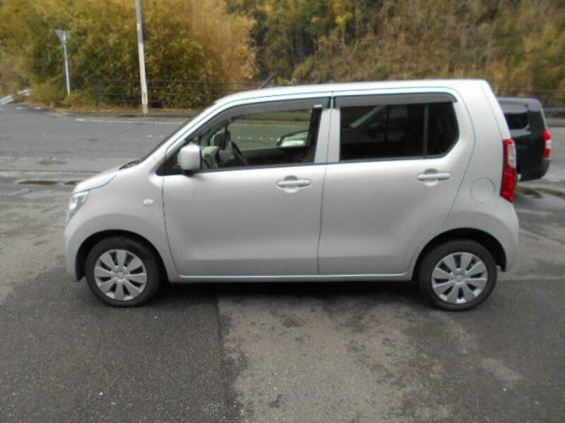 WAGON R