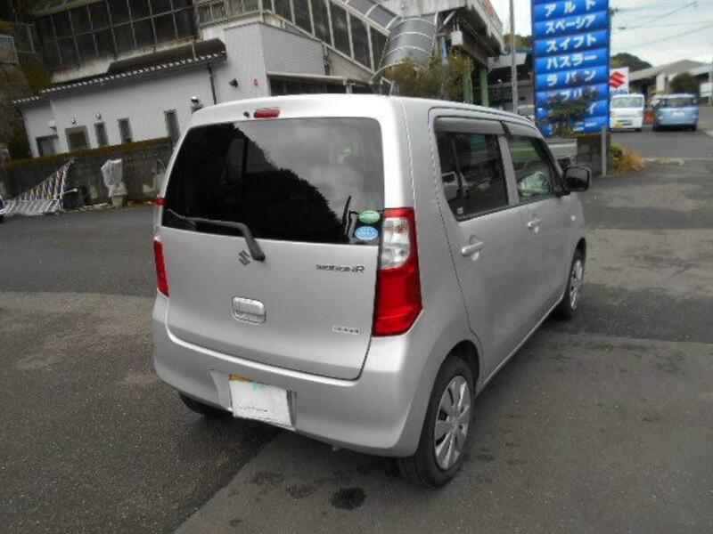 WAGON R