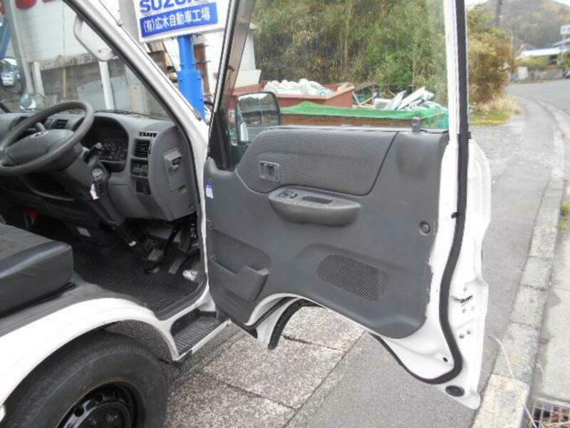 BONGO TRUCK