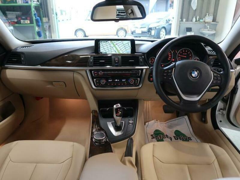 4 SERIES
