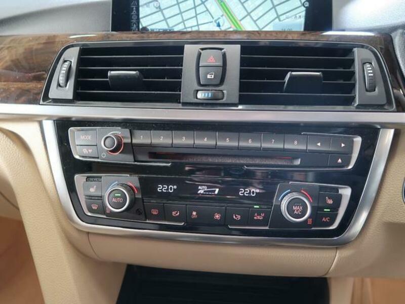 4 SERIES