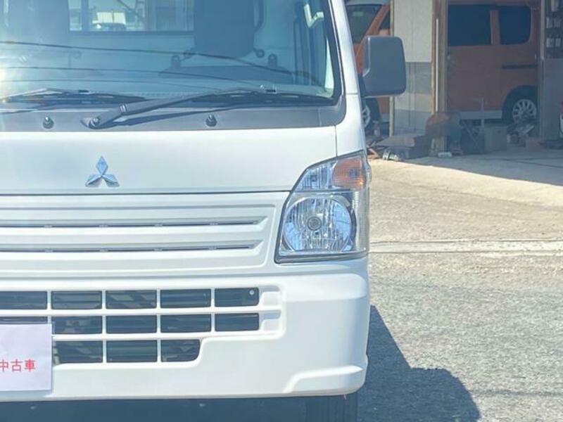 MINICAB TRUCK