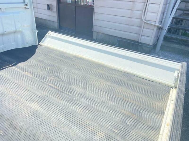 MINICAB TRUCK
