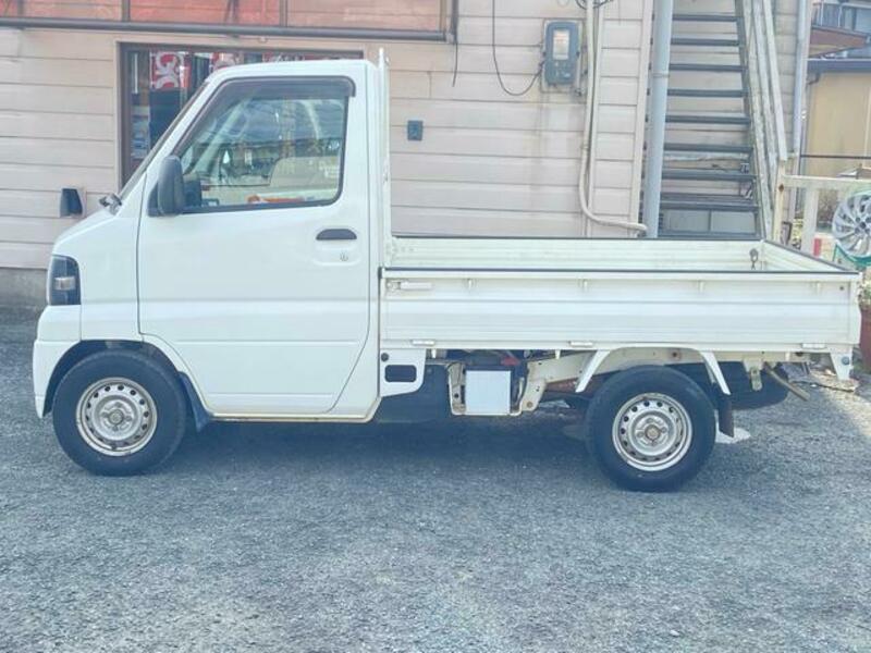 CLIPPER TRUCK