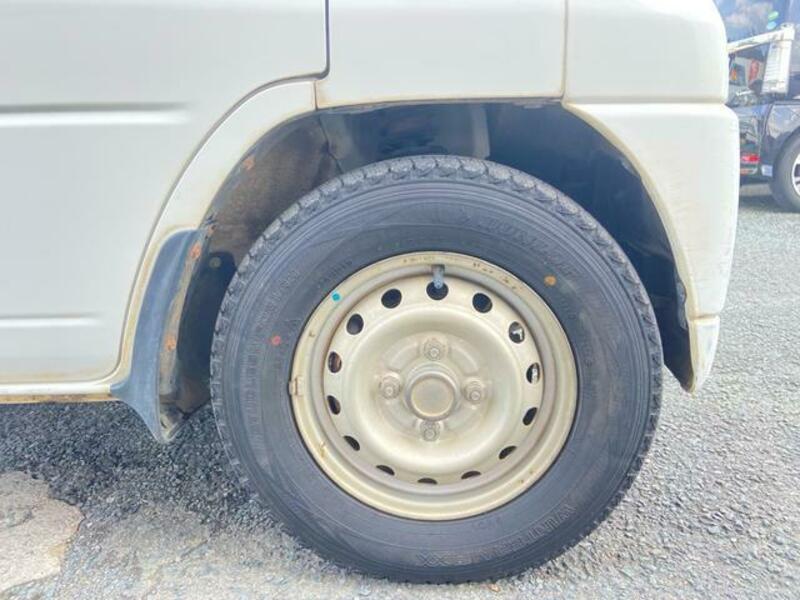 CLIPPER TRUCK