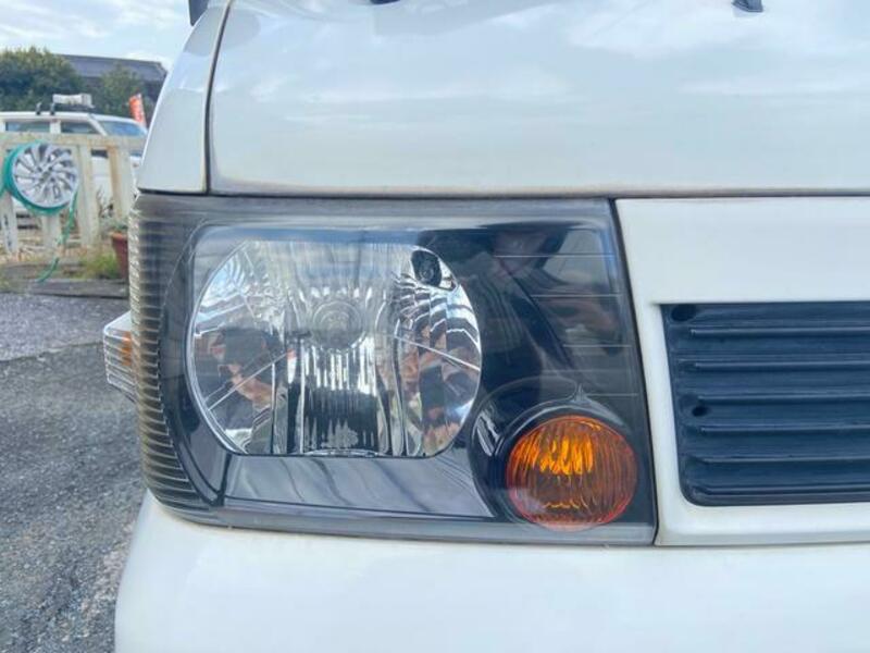 CLIPPER TRUCK