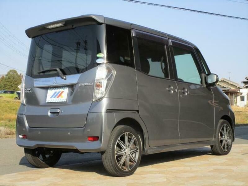 EK SPACE CUSTOM