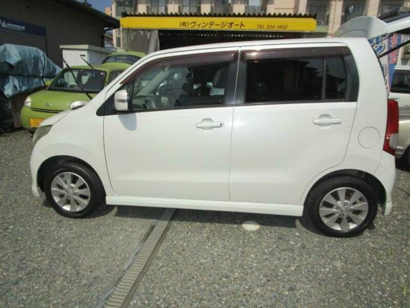 WAGON R