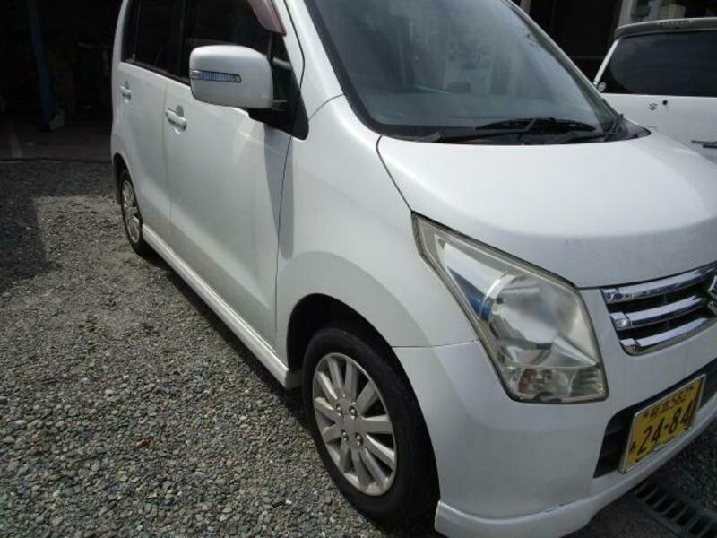 WAGON R