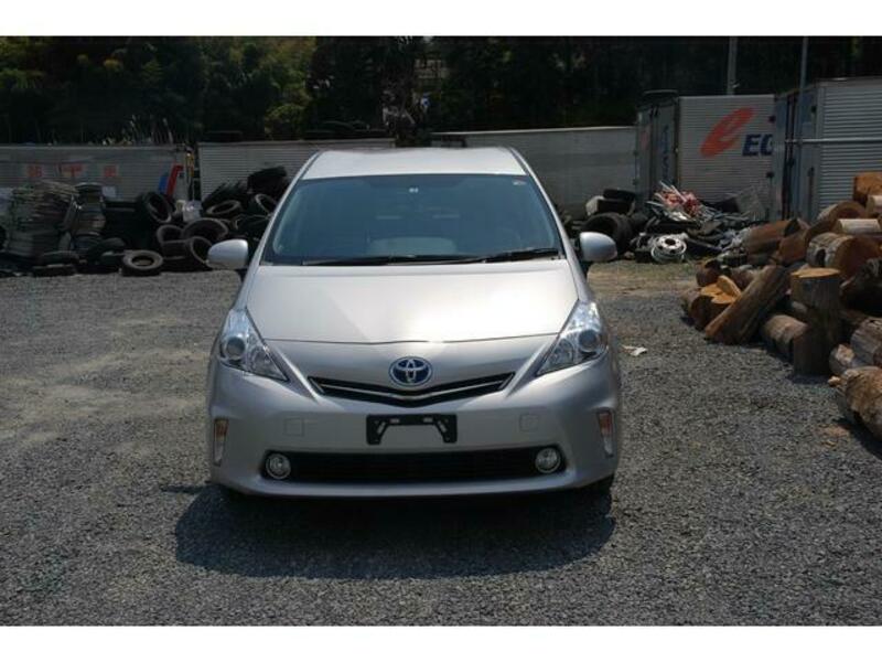 PRIUS ALPHA