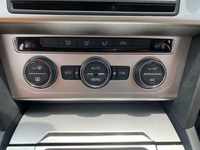 PASSAT VARIANT