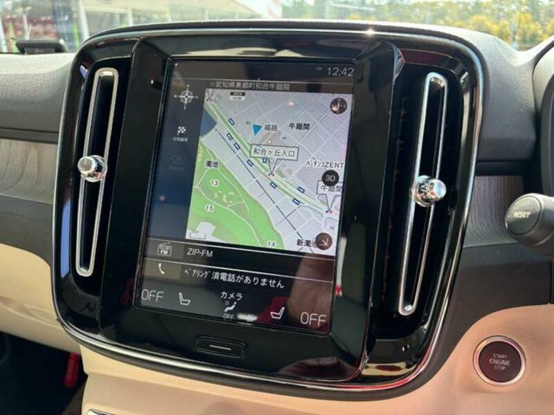 XC40