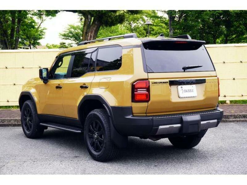 LAND CRUISER 250